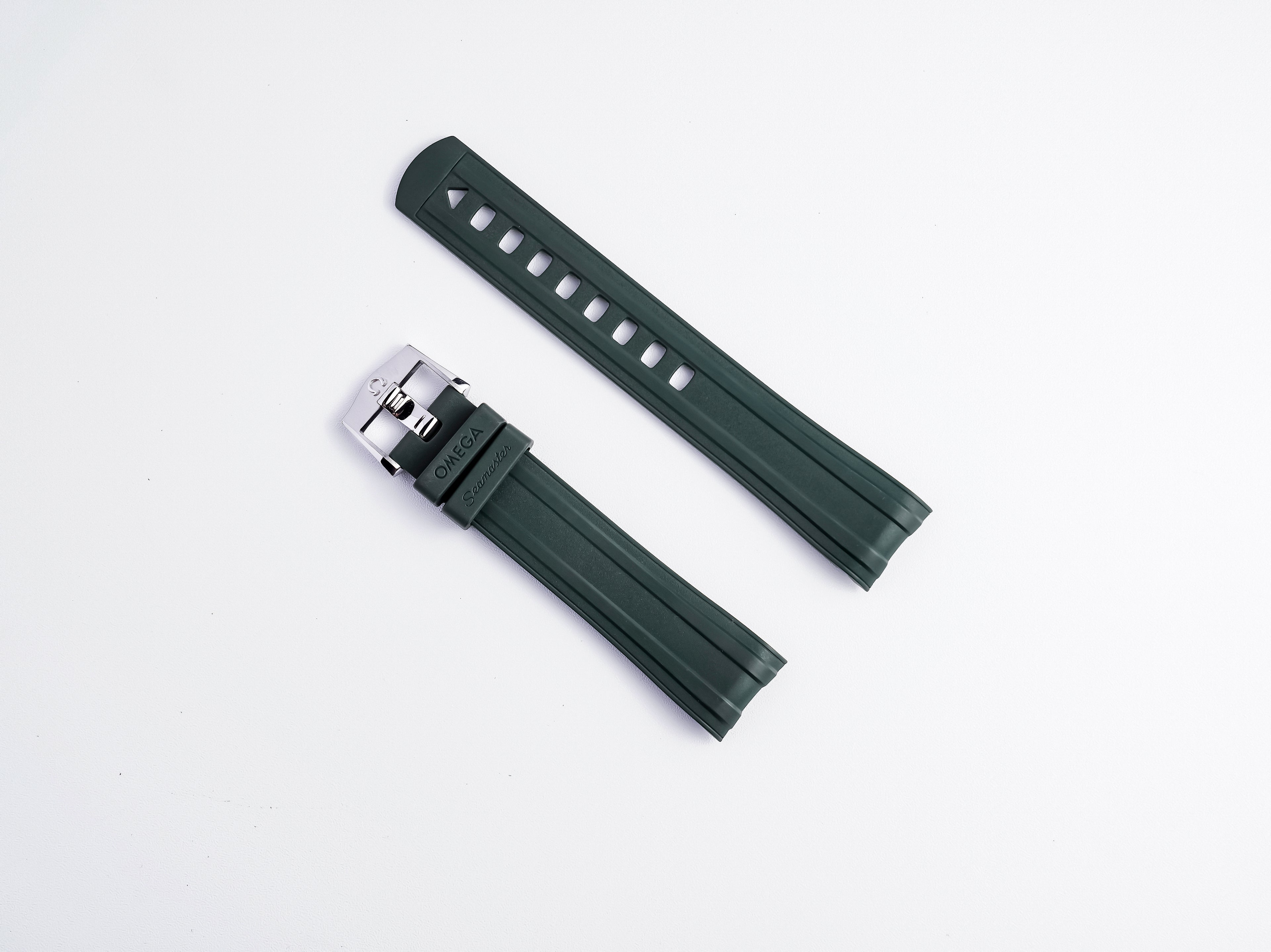Seamaster Diver 300M Green Rubber Strap | 20mm | 032Z017210