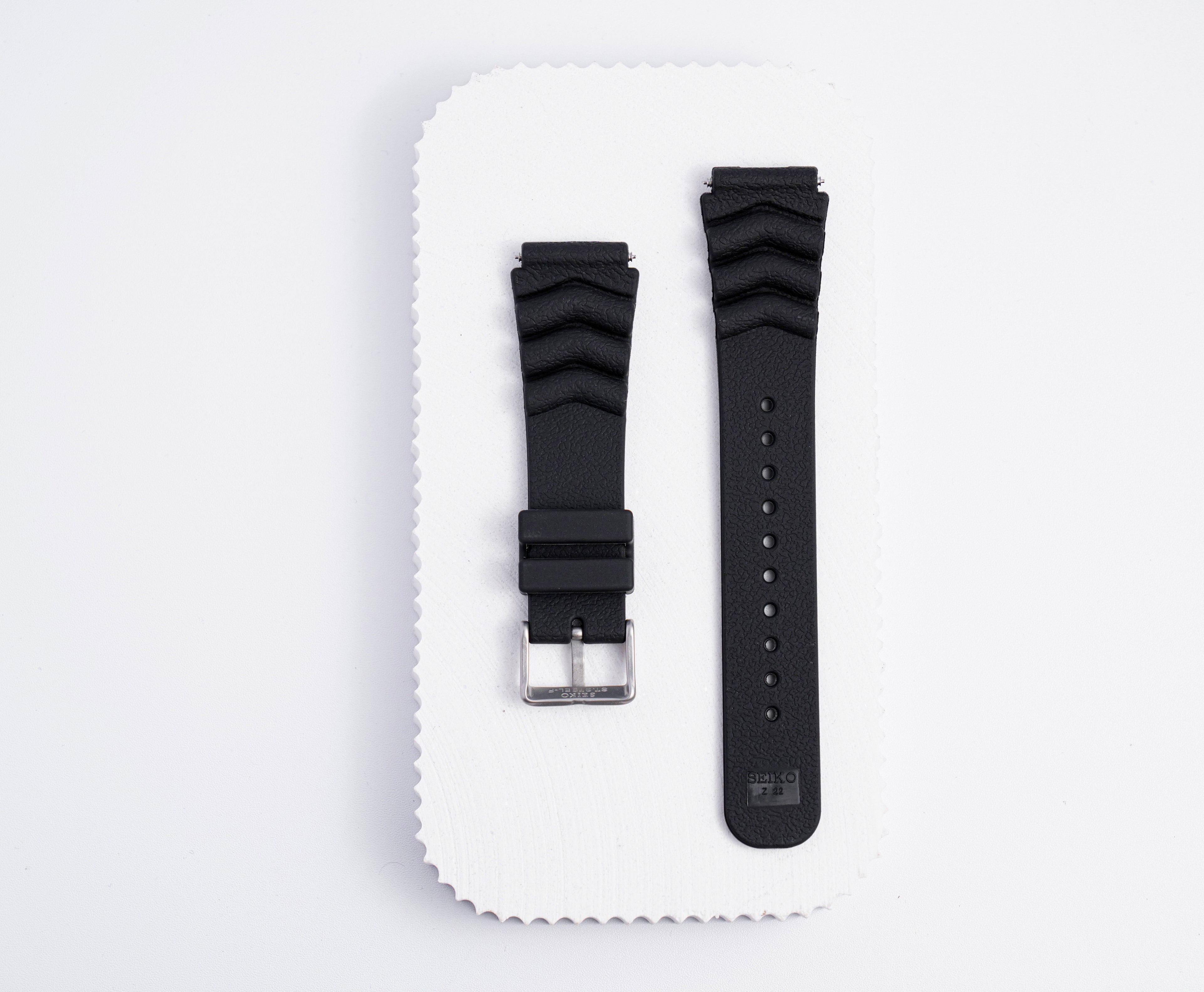 Scuba Diver Silicone Strap | 22mm Black | Z22 4FY8JZ | SKX Models